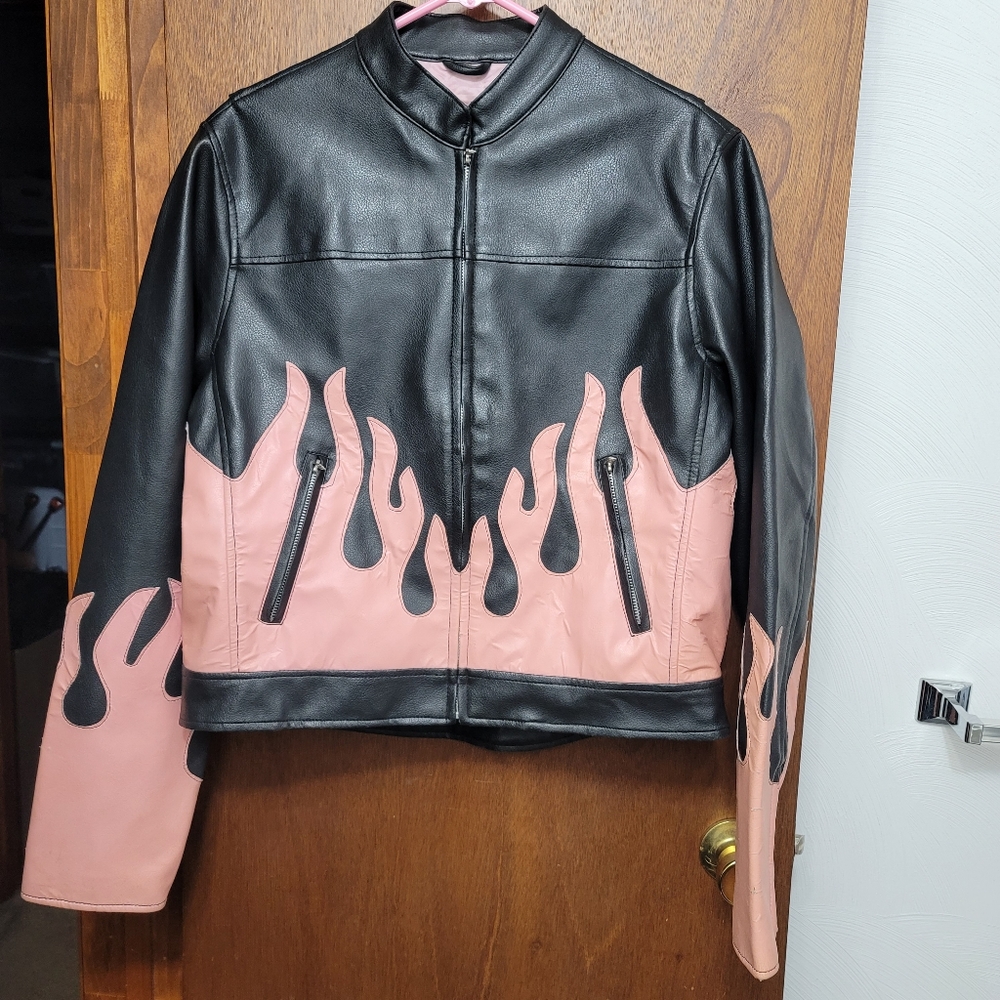 *VTG*. Diamond Plate Black/Pink Jacket.  Size XL.  (749)